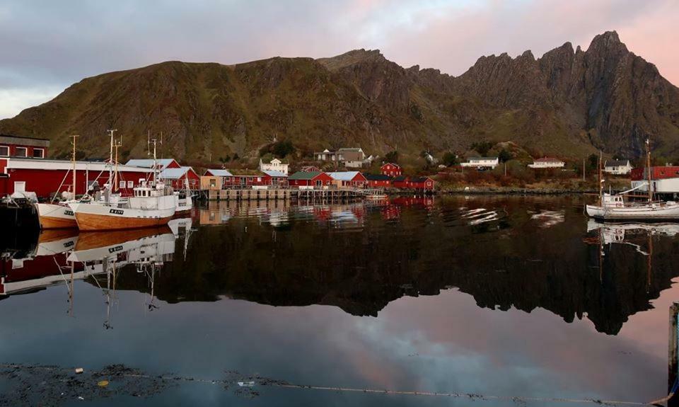 Ballstad Brygge Rorbu エクステリア 写真